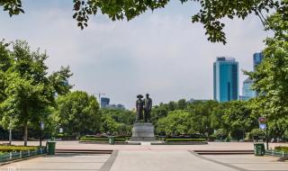 石家庄植物园过山车